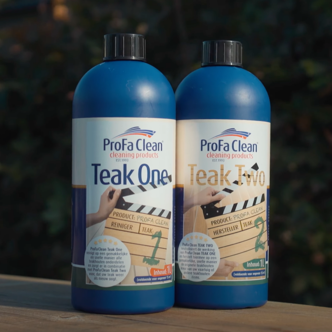 ProFa Clean Teak 1 & 2 Reiniger und Restaurator – 2 × 1 L – Anwendung am Boot 8